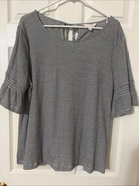 LC Lauren Conrad Black and White Striped Bell Sleeve Top -Size XL